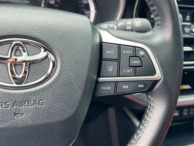 Used 2024 Toyota Highlander XSE AWD/4WD image 24
