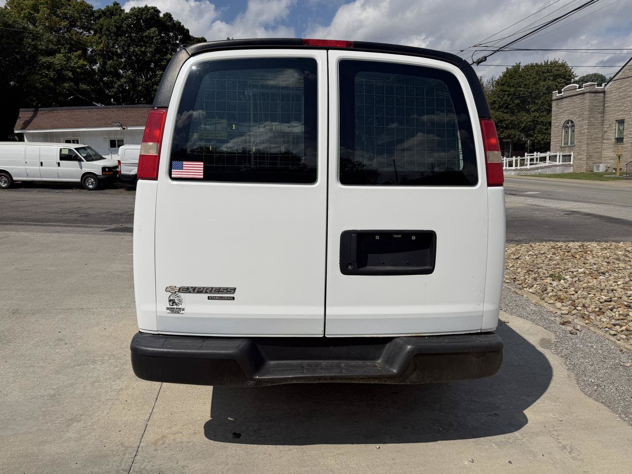Used 2012 Chevrolet Express 2500 RWD image 4