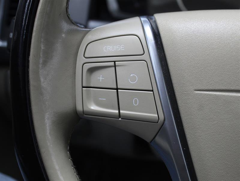 Used 2015 Volvo XC60 T5 image 11