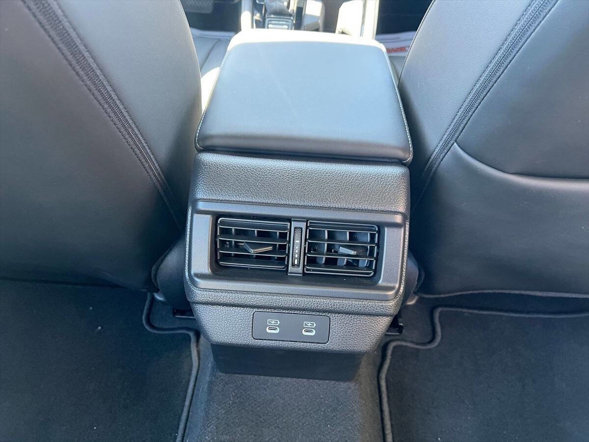 Used 2025 Honda Accord Touring image 15