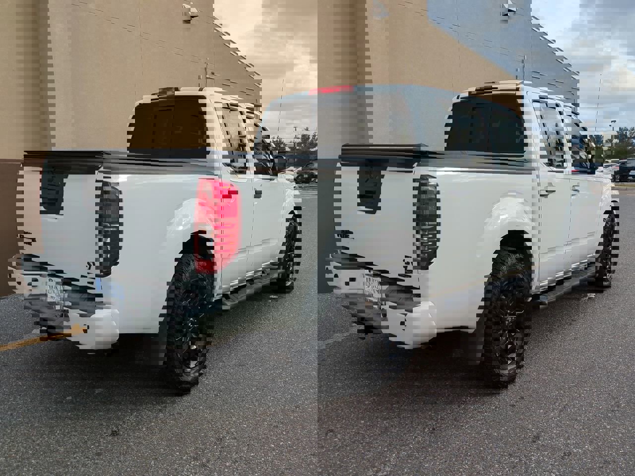 Used 2019 Nissan Frontier SV w/ Value Truck Package image 4