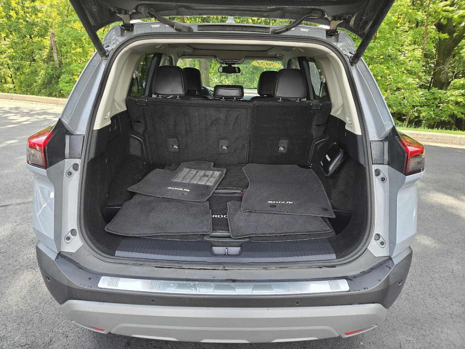 Used 2021 Nissan Rogue SL FWD image 9