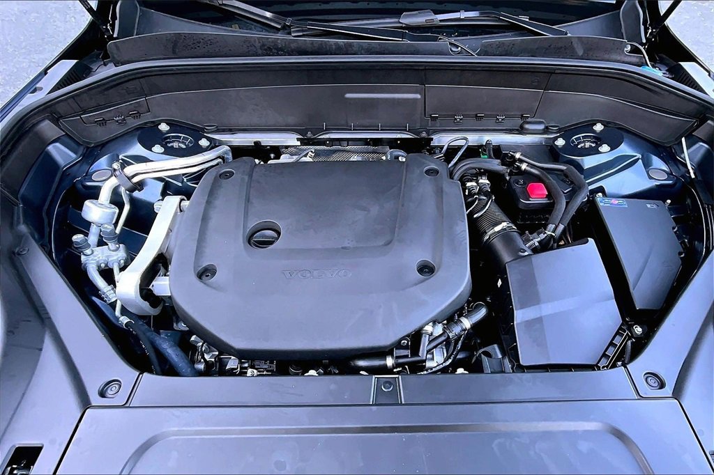 Certified 2026 Volvo XC90 B6 Plus w/ Protection Package Premier image 31