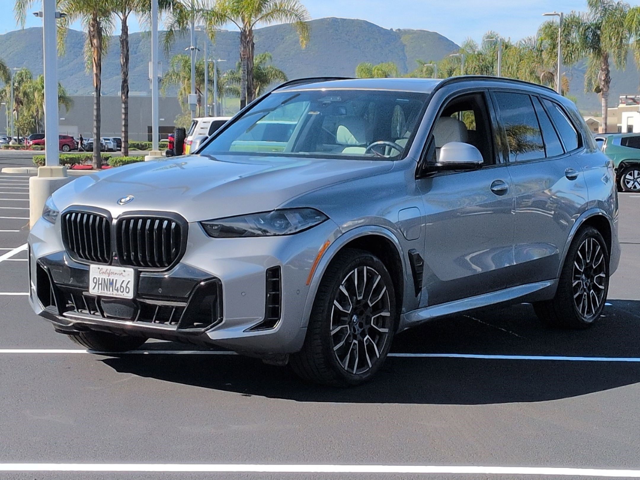 Certified 2024 BMW X5 xDrive50e w/ Executive Package image 5