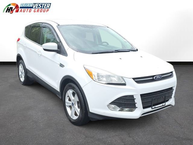 Used 2015 Ford Escape SE image 4