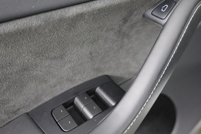 Used 2023 Tesla Model Y Long Range AWD/4WD image 19