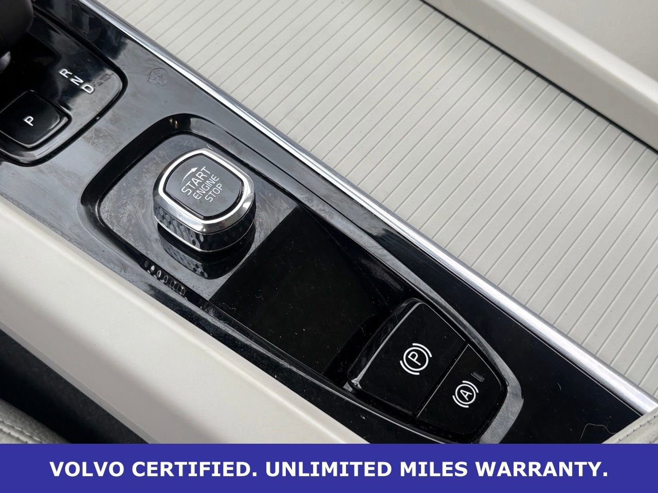 Certified 2024 Volvo XC60 B5 Core w/ Protection Package Premier image 22