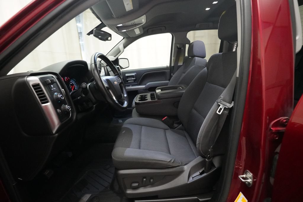 Used 2019 Chevrolet Silverado 1500 LT w/ All Star Edition AWD/4WD image 7