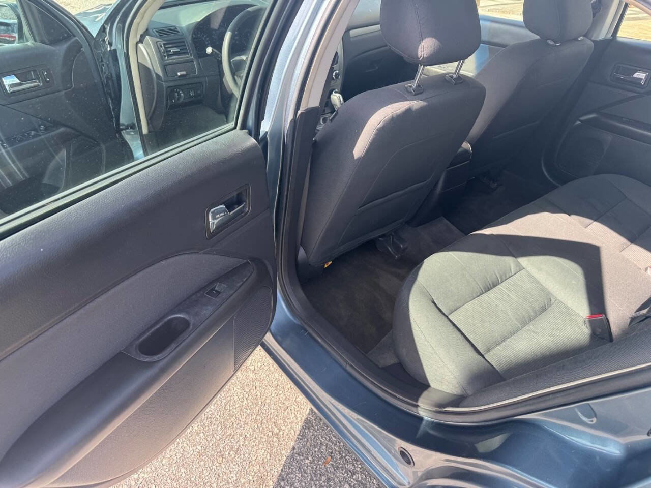 Used 2012 Ford Fusion SE image 13