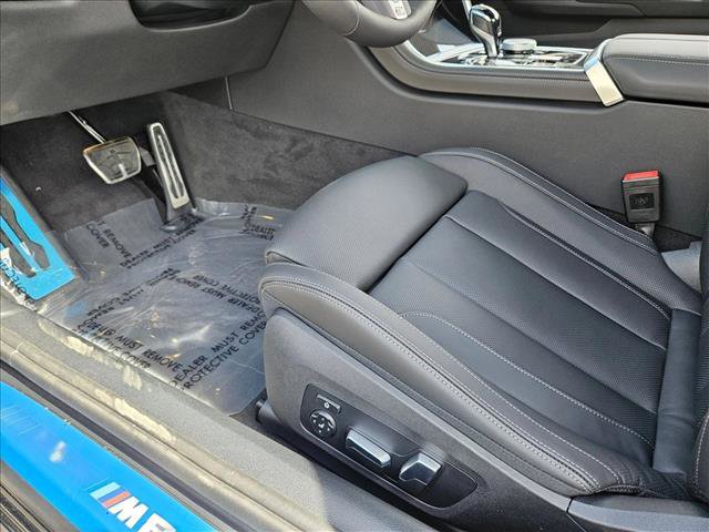 New 2026 BMW M850i xDrive Coupe w/ M Carbon Exterior Package image 4