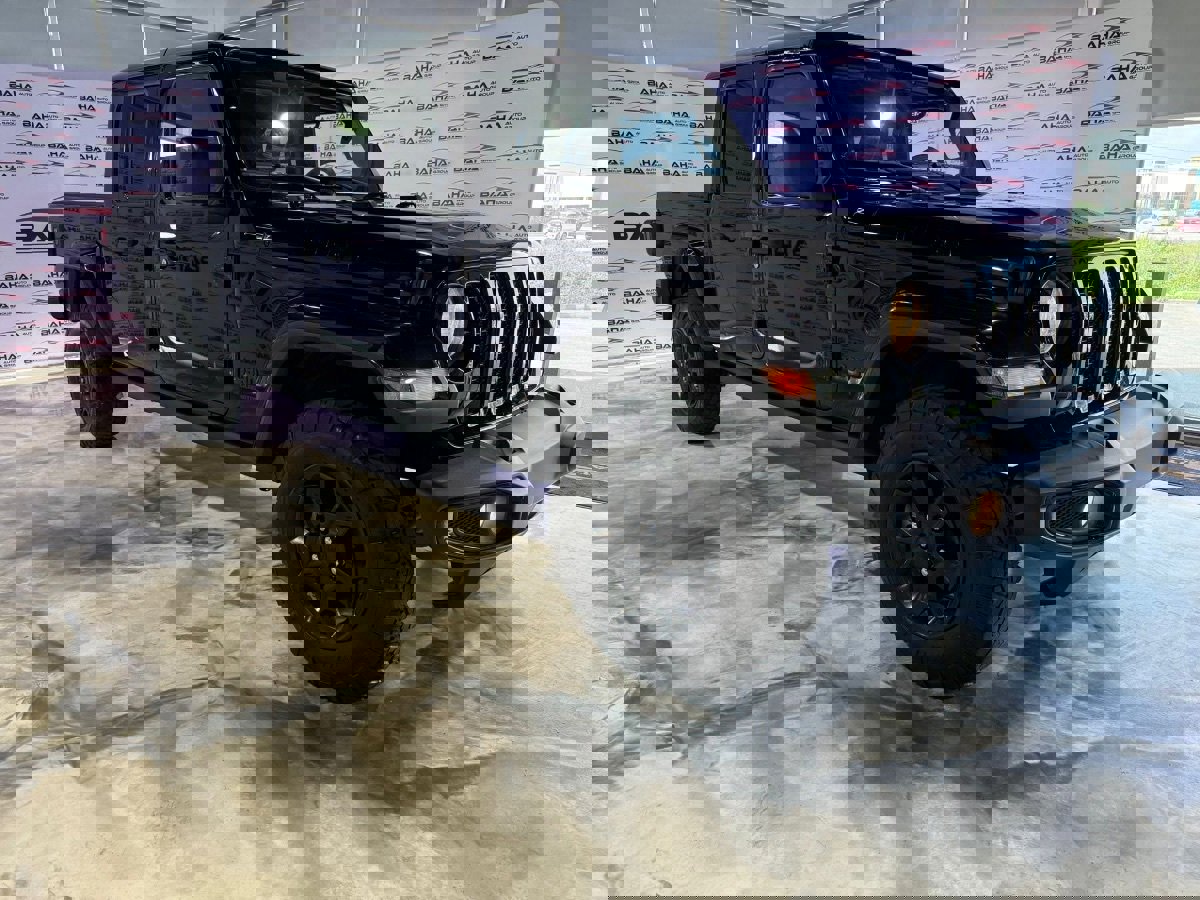 Used 2023 Jeep Gladiator Willys image 9