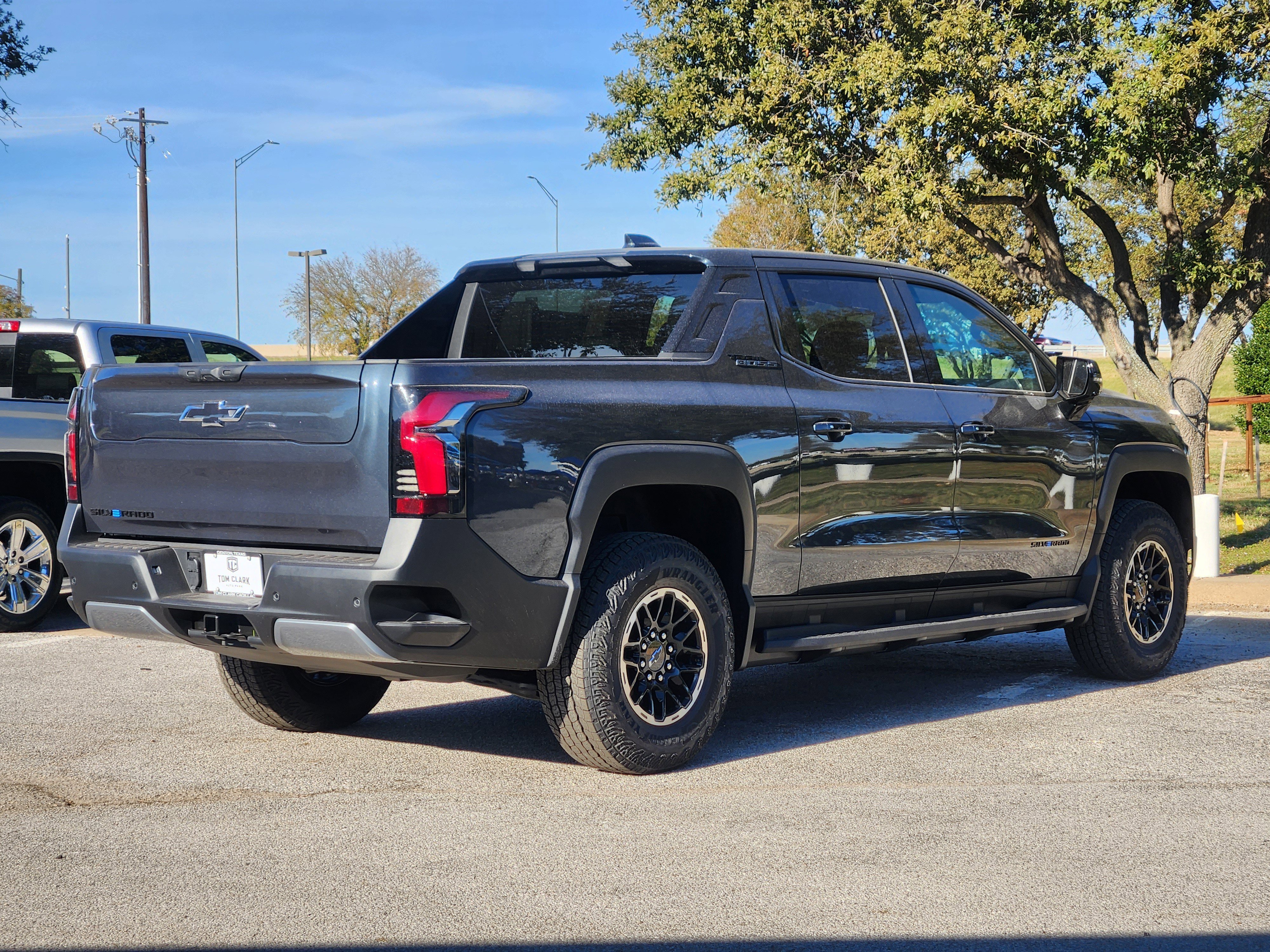 New 2026 Chevrolet Silverado EV Trail Boss image 4