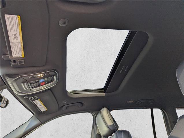 New 2025 Jeep Grand Cherokee Altitude image 22