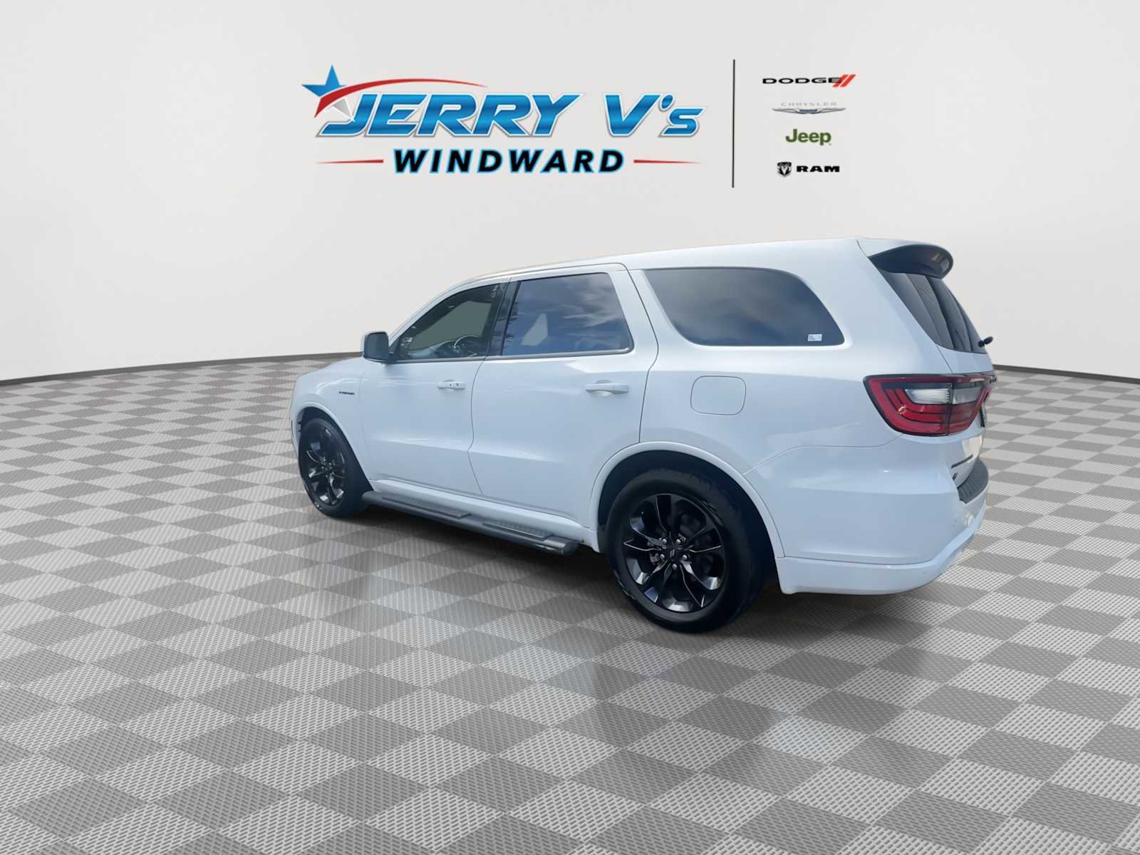 Used 2022 Dodge Durango R/T w/ Quick Order Package 22F image 6