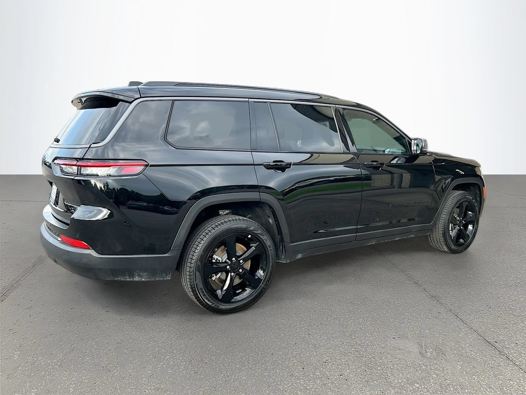 New 2026 Jeep Grand Cherokee L Limited w/ Limited Altitude Package AWD/4WD image 4
