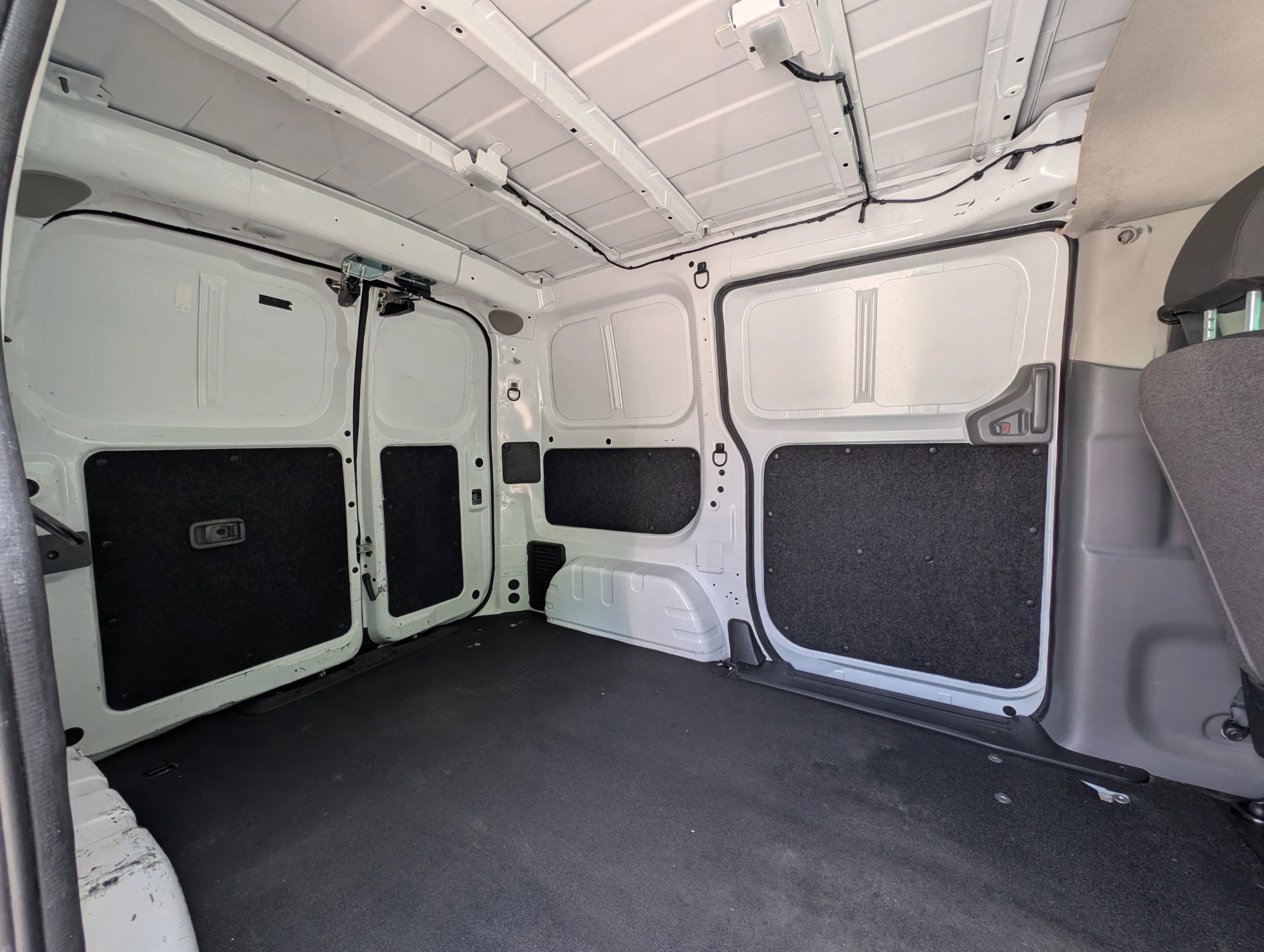 Used 2021 Nissan NV200 SV FWD image 10