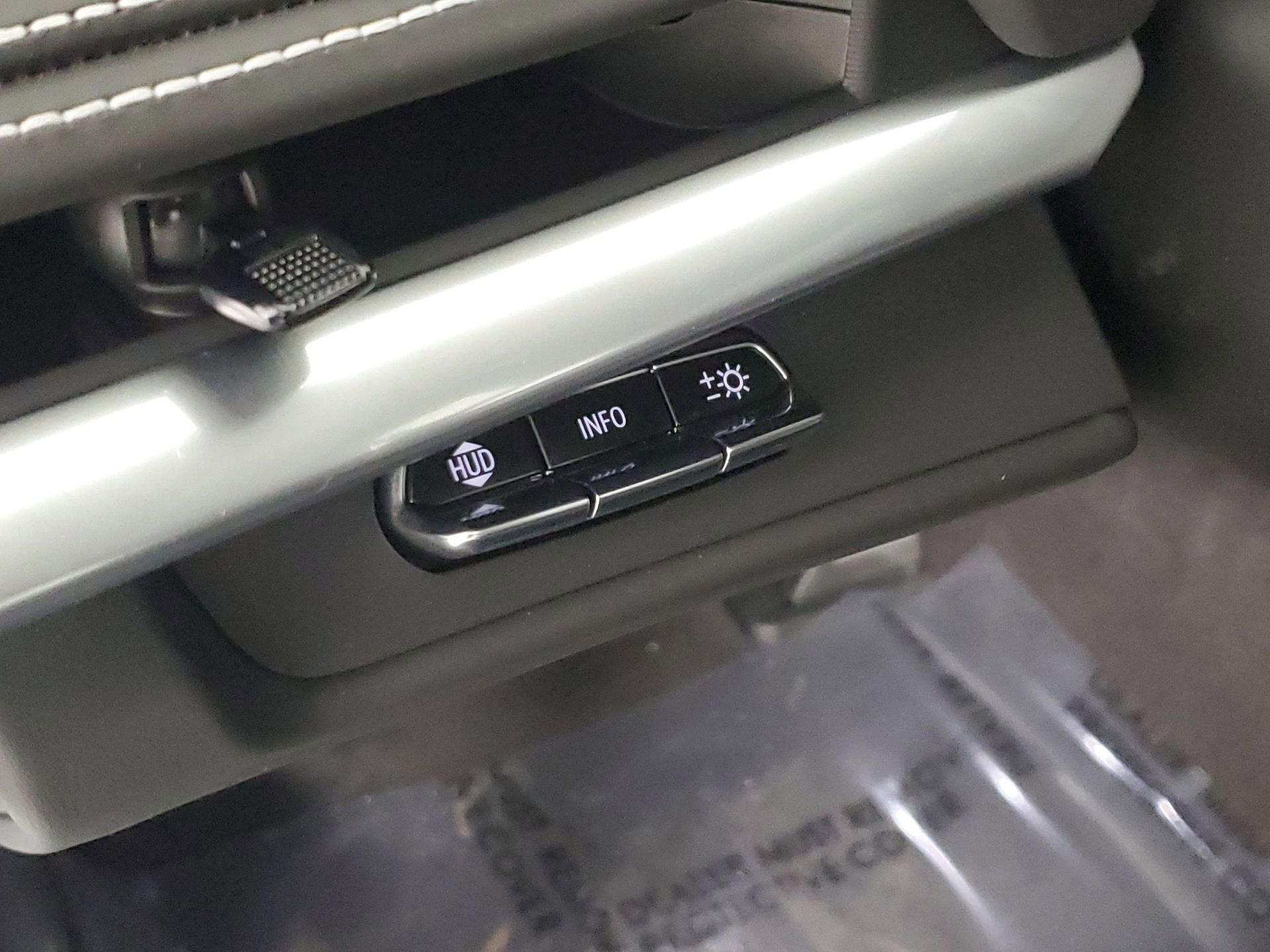 Used 2023 Chevrolet Corvette Stingray Premium Conv w/ Z51 Performance Package image 22