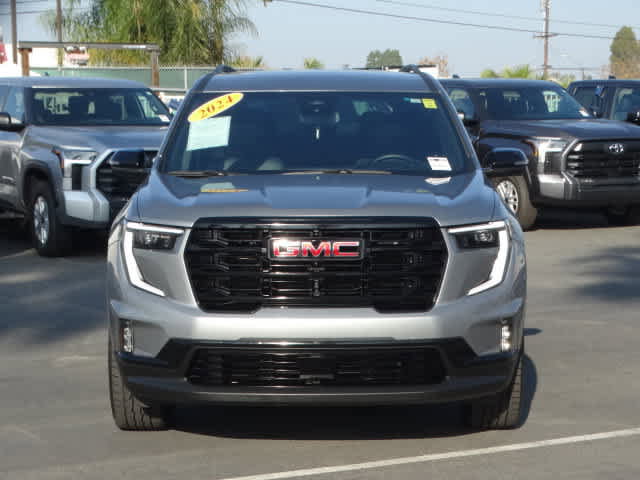 Used 2024 GMC Acadia Elevation w/ Black Edition image 3