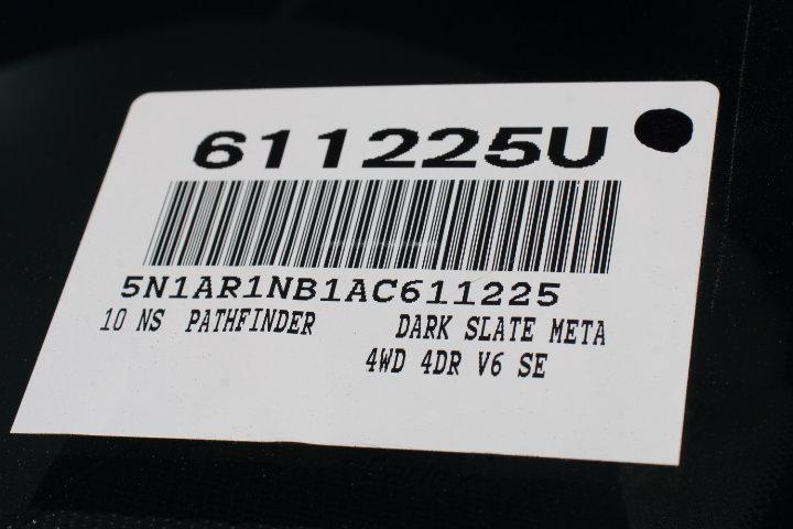 Used 2010 Nissan Pathfinder SE AWD/4WD image 30