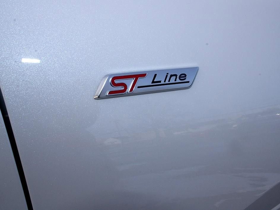 Used 2024 Ford Escape ST-Line w/ Tech Pack #1 image 10