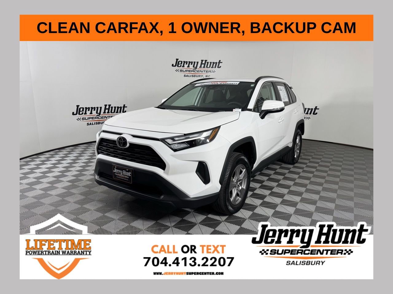 Used 2025 Toyota RAV4 XLE AWD/4WD image 1