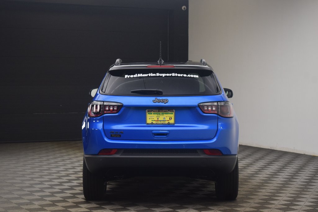 New 2026 Jeep Compass Limited AWD/4WD image 10