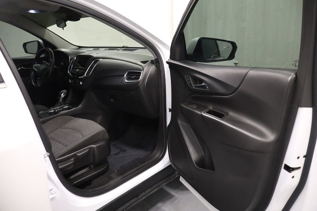 Used 2022 Chevrolet Equinox LT AWD/4WD image 15