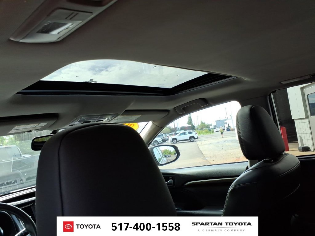 Used 2014 Toyota Highlander Limited AWD/4WD image 13