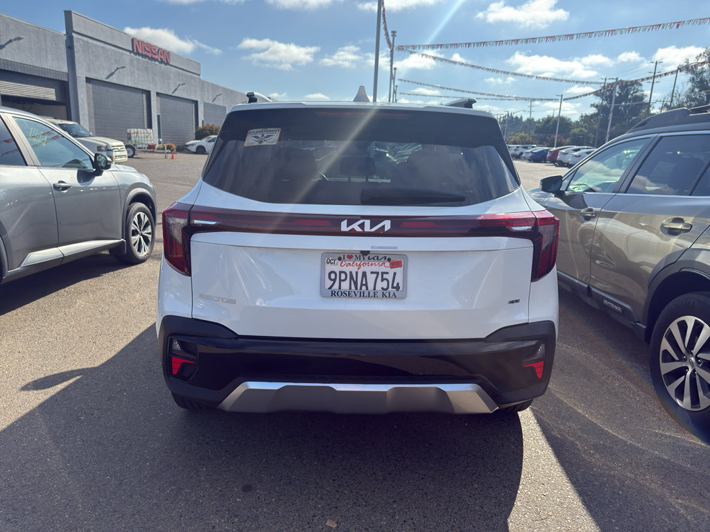 Used 2024 Kia Seltos SX w/ SX Sunroof Package AWD/4WD image 6
