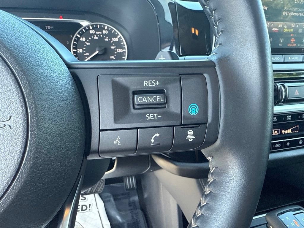 Certified 2025 Nissan Pathfinder SV AWD/4WD image 32