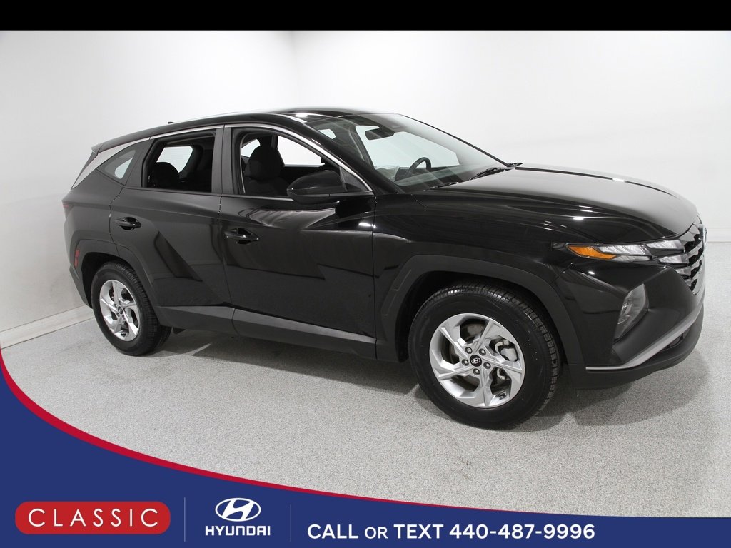 Certified 2024 Hyundai Tucson SE image 1