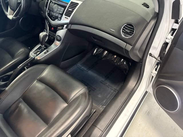 Used 2012 Chevrolet Cruze LTZ FWD image 18