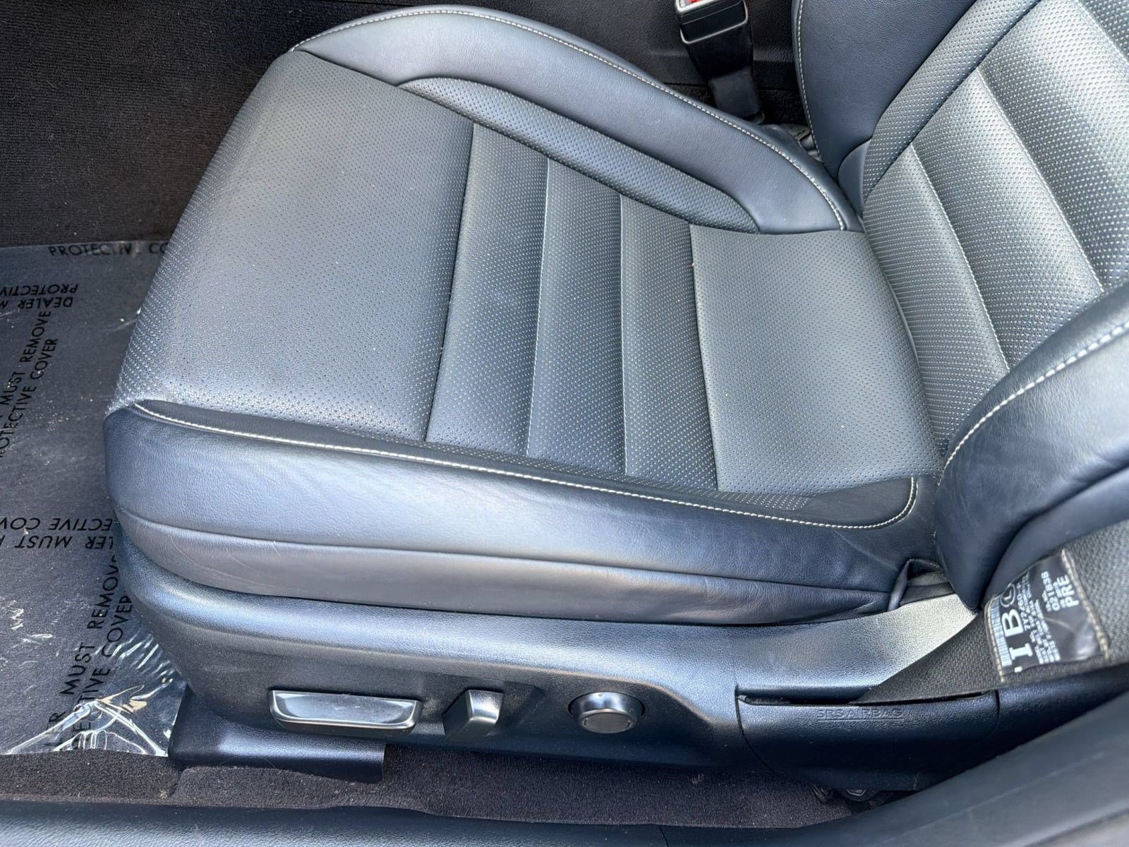 Used 2019 Lexus IS 300 F Sport w/ F Sport Package RWD image 14