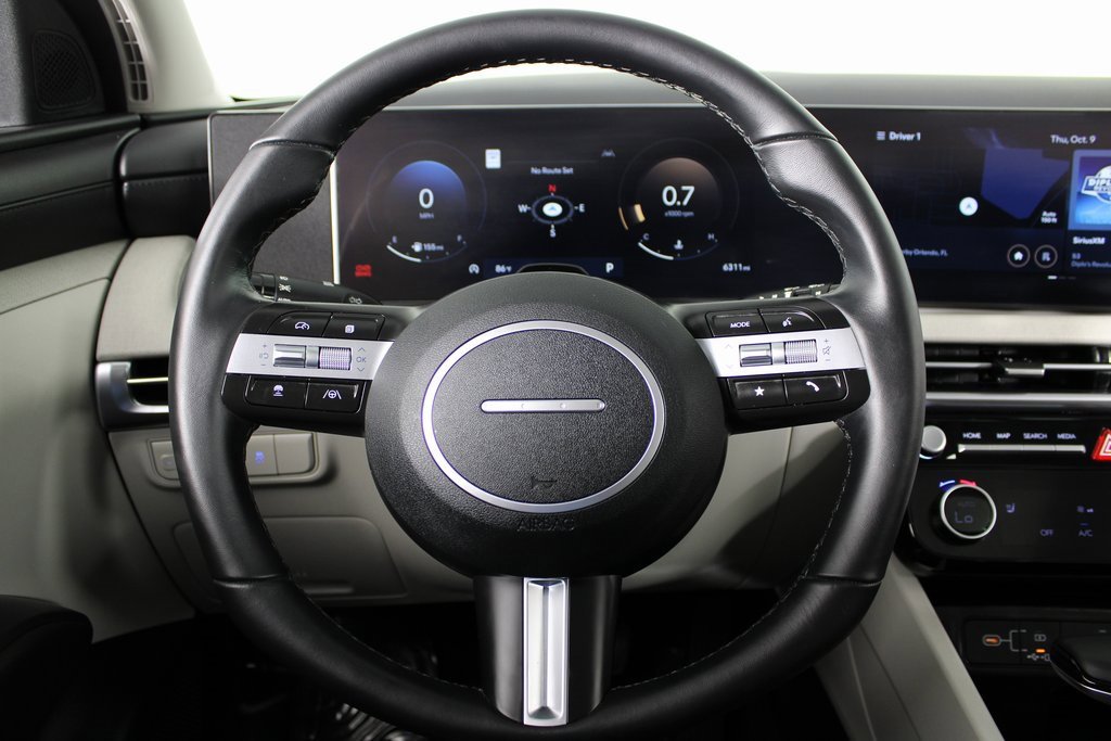 Certified 2025 Hyundai Tucson SEL image 6
