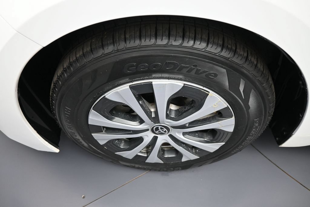 Certified 2020 Toyota Corolla LE FWD image 14