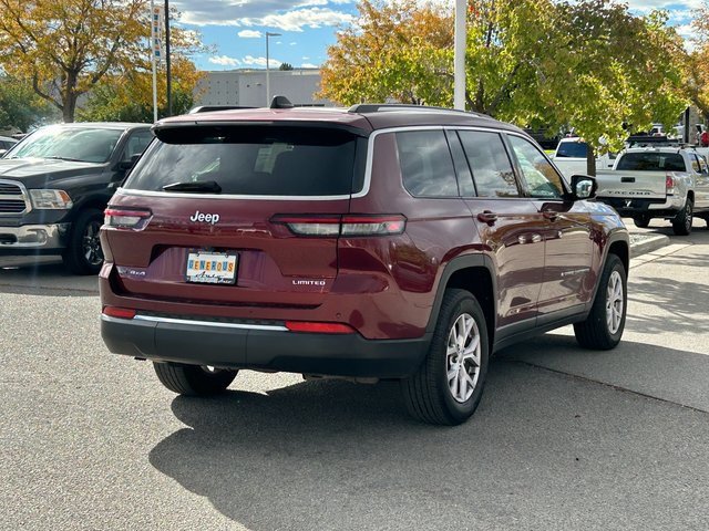 Used 2022 Jeep Grand Cherokee L Limited image 3