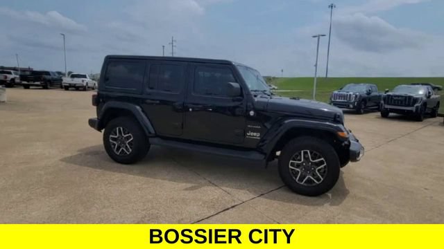 Used 2024 Jeep Wrangler Unlimited Sahara w/ Safety Group AWD/4WD image 2