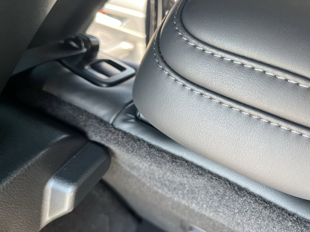 Certified 2025 MAZDA CX-30 AWD 2.5 S w/ Preferred Package image 32