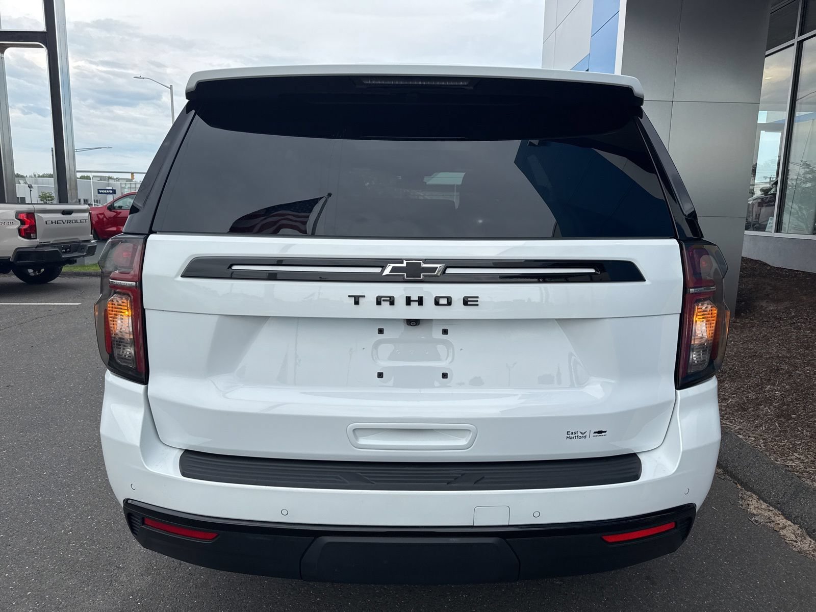 Used 2023 Chevrolet Tahoe Z71 w/ Z71 Off-Road Package AWD/4WD image 7