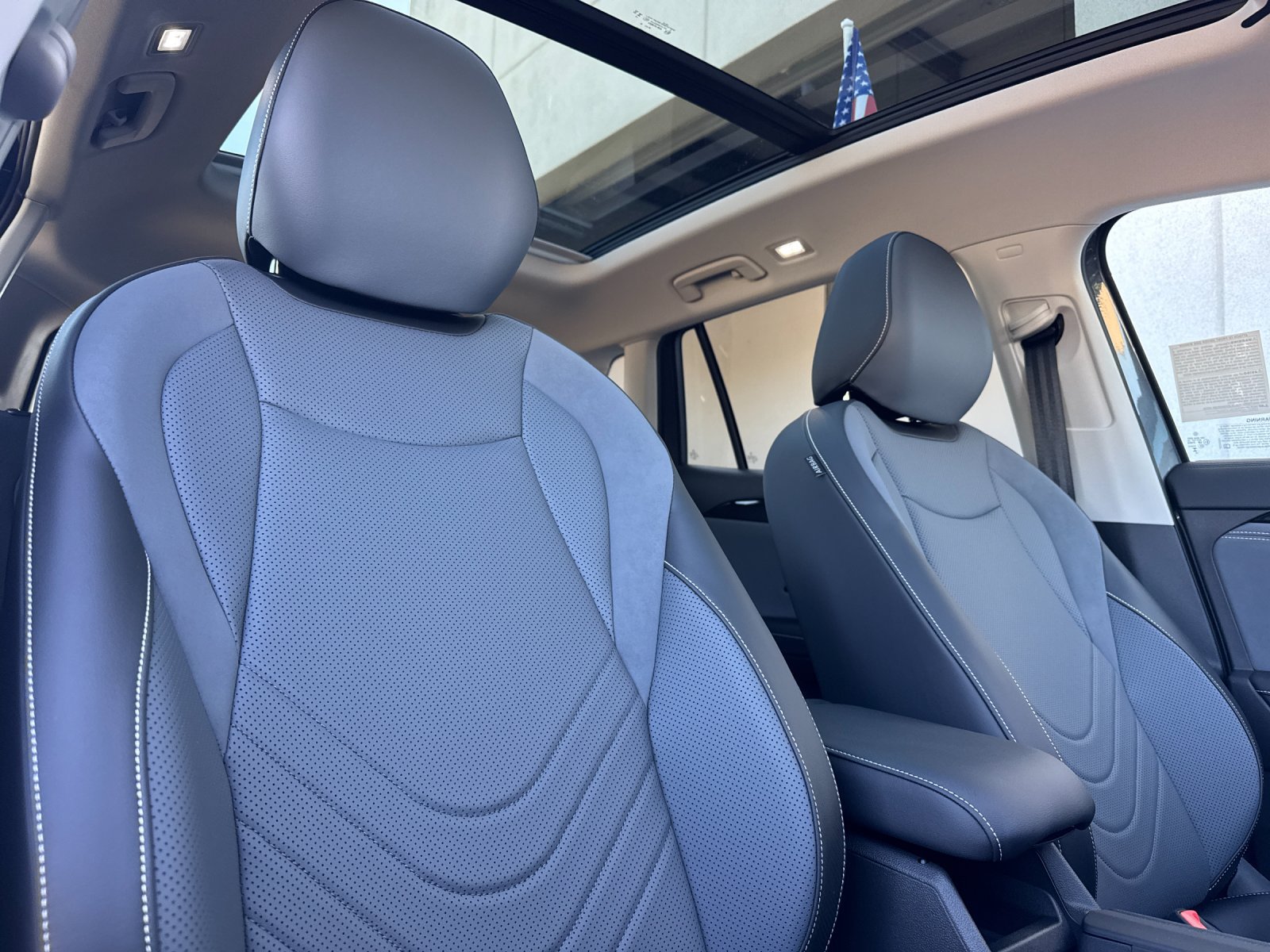 New 2026 Volkswagen Tiguan SE AWD/4WD image 17