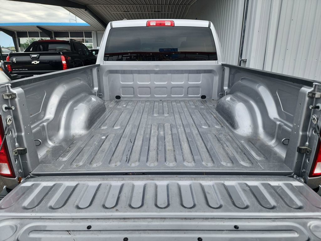 Used 2024 RAM 1500 Classic SLT AWD/4WD image 41