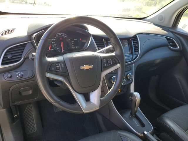 Used 2018 Chevrolet Trax LT w/ LT Convenience Package FWD image 13