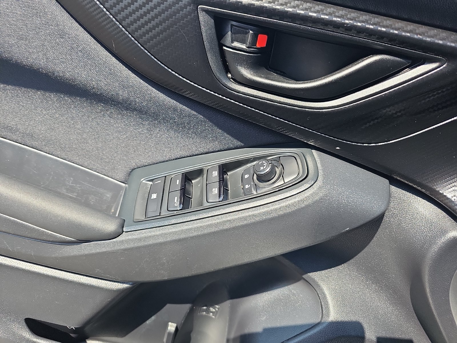 Used 2018 Subaru Impreza 2.0i Premium AWD/4WD image 28
