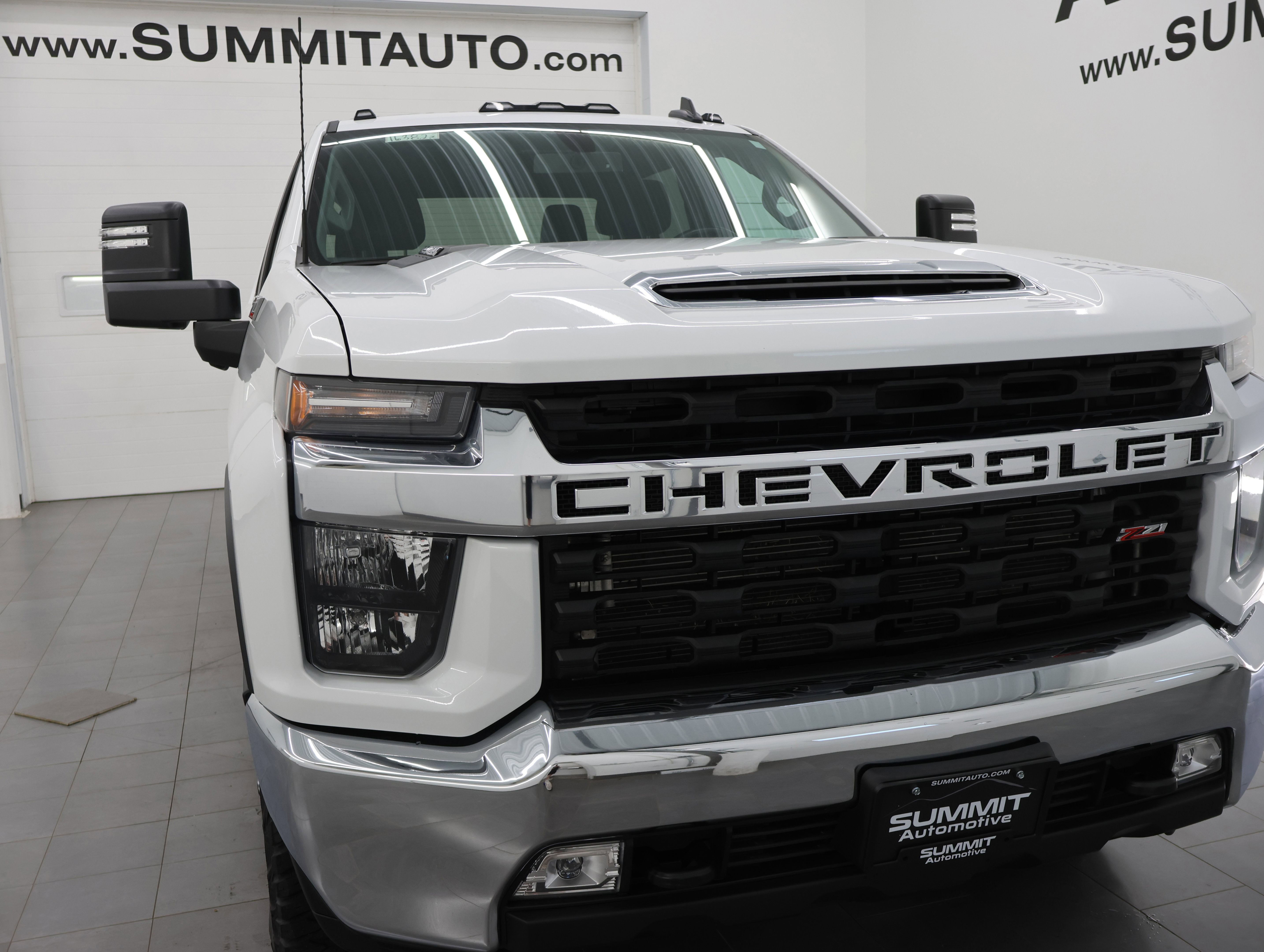 Used 2023 Chevrolet Silverado 2500 LT w/ Convenience Package AWD/4WD image 21