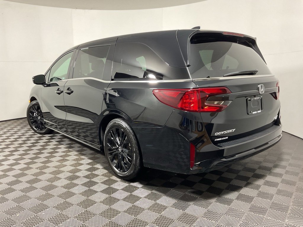 Used 2025 Honda Odyssey Sport-L image 10