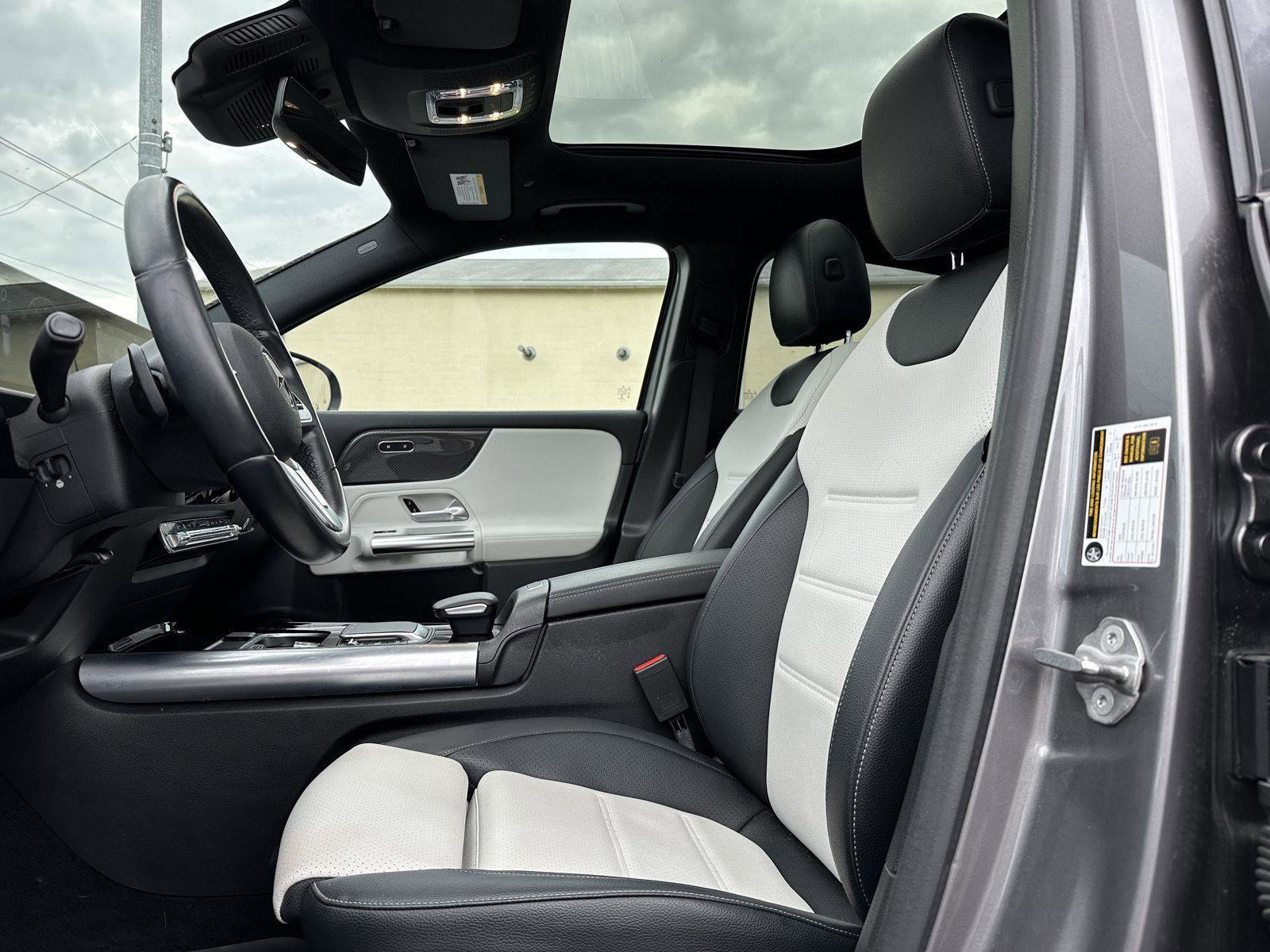 Used 2022 Mercedes-Benz GLA 250 4MATIC image 11