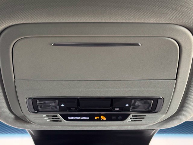 Used 2024 Lincoln Nautilus Reserve AWD/4WD image 19