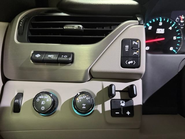 Used 2019 GMC Yukon Denali w/ Open Road Package AWD/4WD image 34