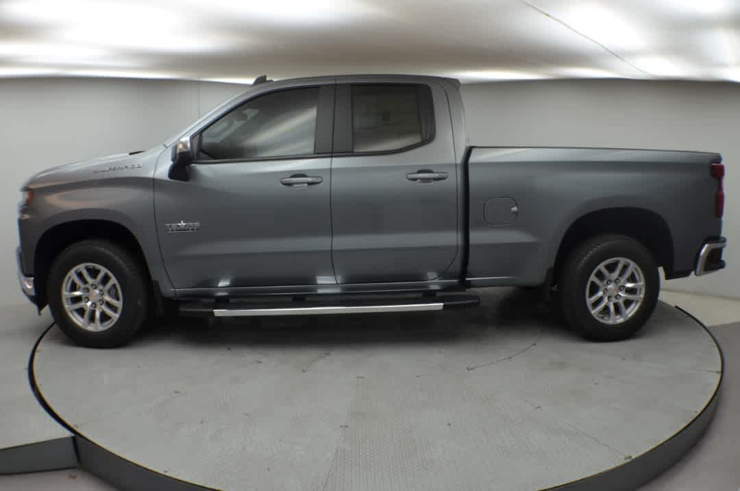 Used 2019 Chevrolet Silverado 1500 LT w/ Texas Edition RWD image 6