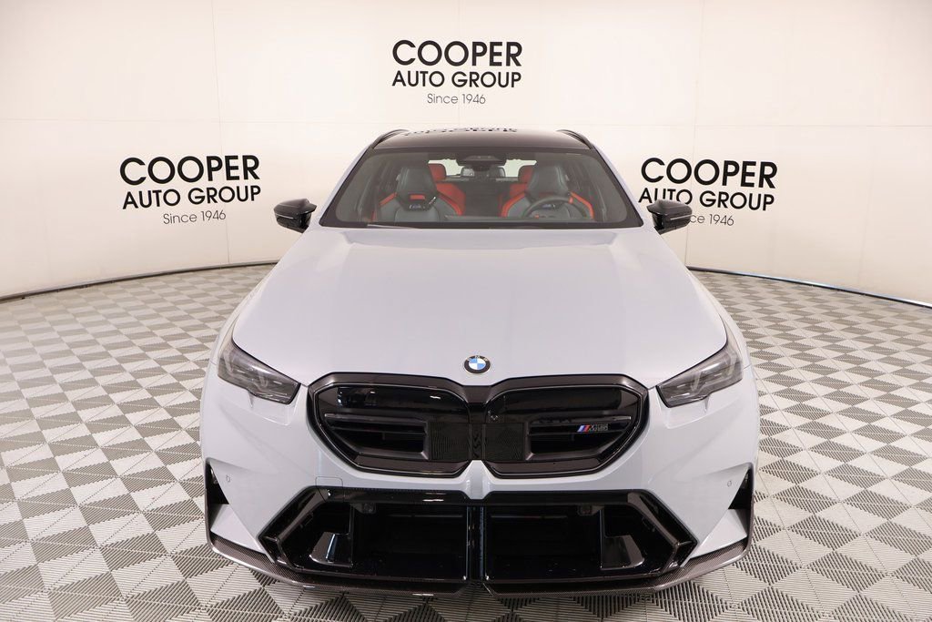 New 2026 BMW M5 Touring image 9